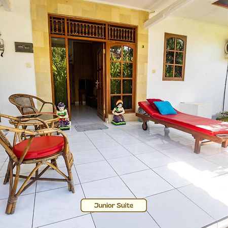 Kaia Lovina Guest House Junior Suite Buitenkant foto