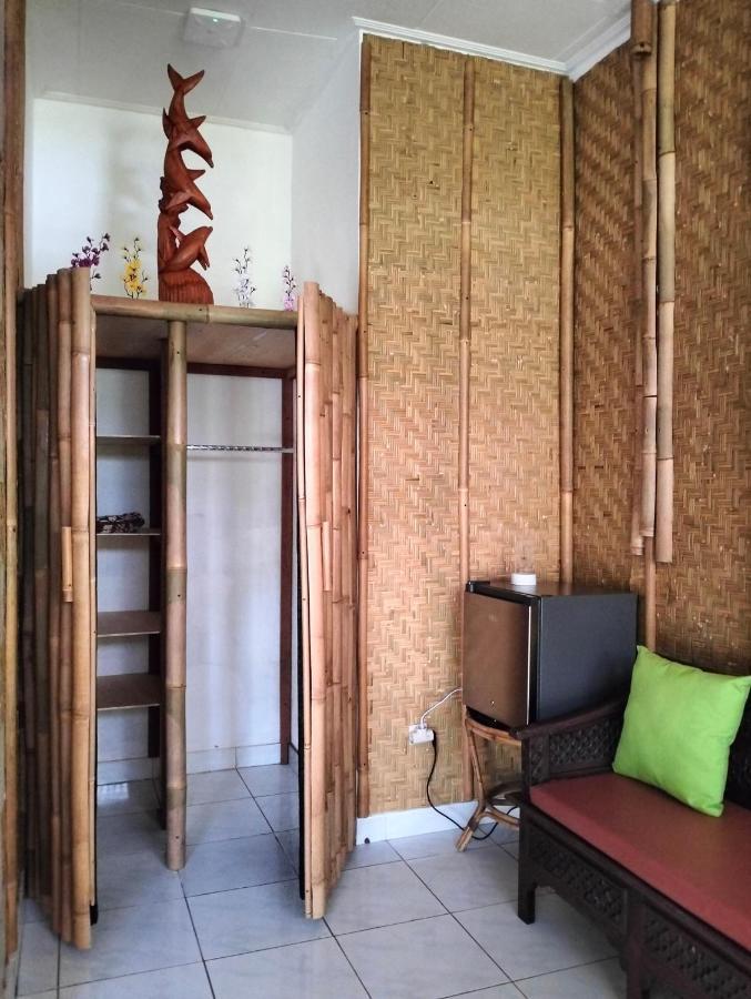 Kaia Lovina Guest House Junior Suite Buitenkant foto